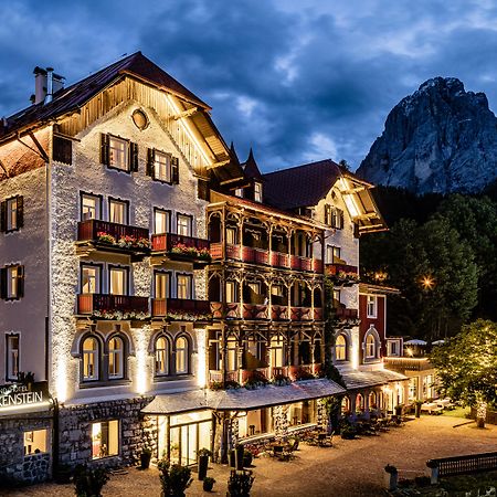 Grand Hotel Wolkenstein Selva di Val Gardena Bagian luar foto