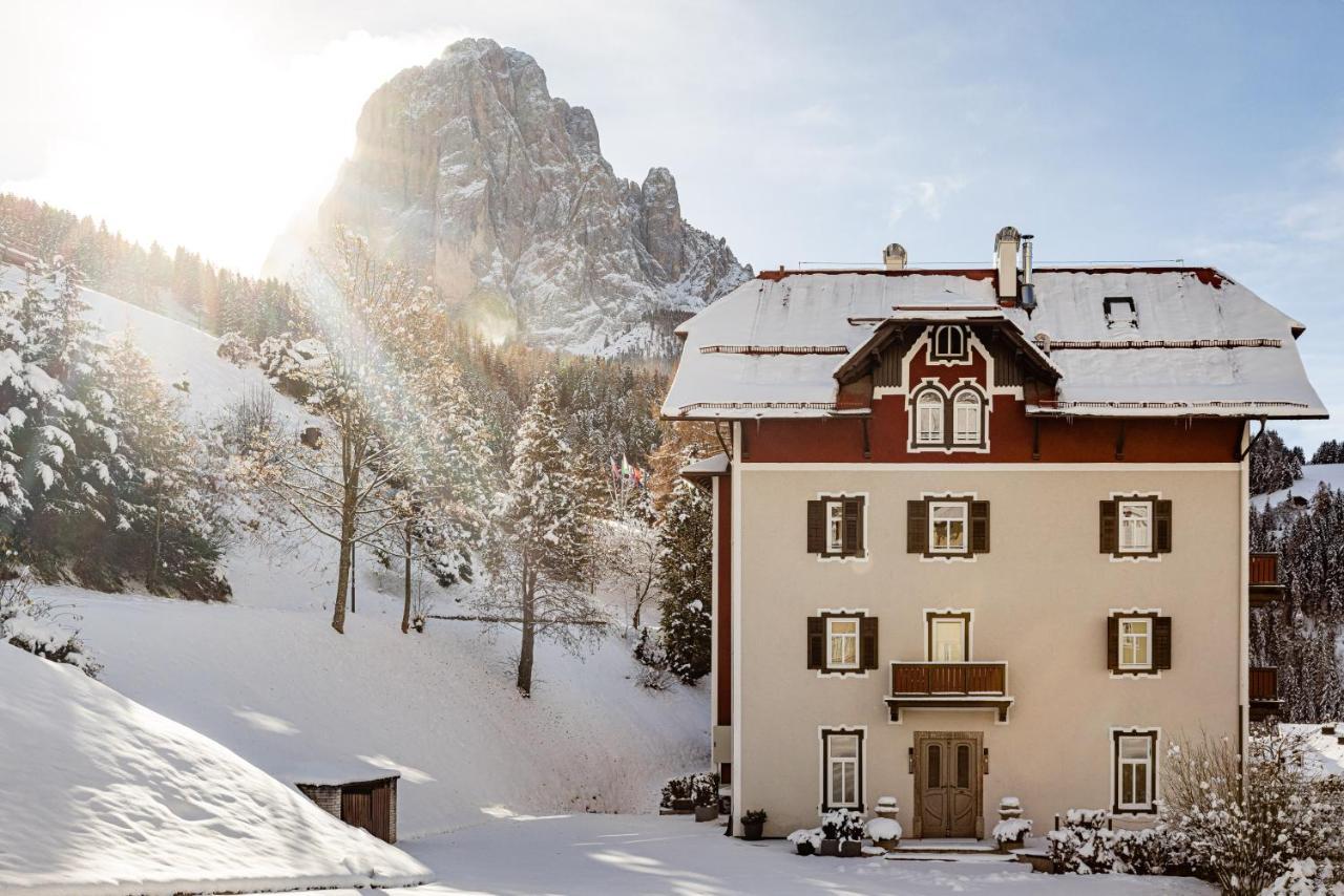 Grand Hotel Wolkenstein Selva di Val Gardena Bagian luar foto