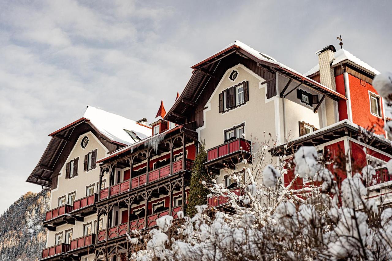 Grand Hotel Wolkenstein Selva di Val Gardena Bagian luar foto