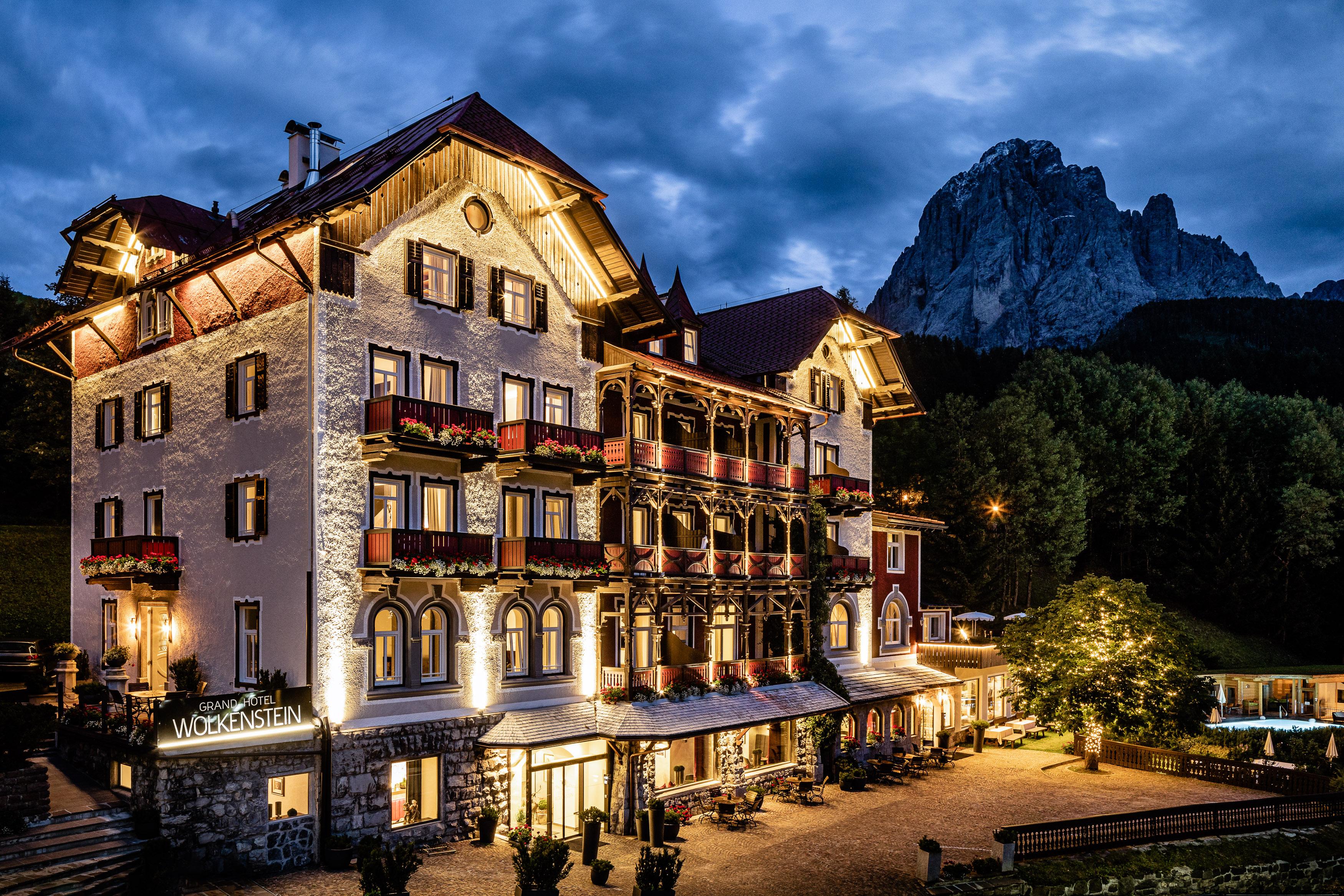 Grand Hotel Wolkenstein Selva di Val Gardena Bagian luar foto